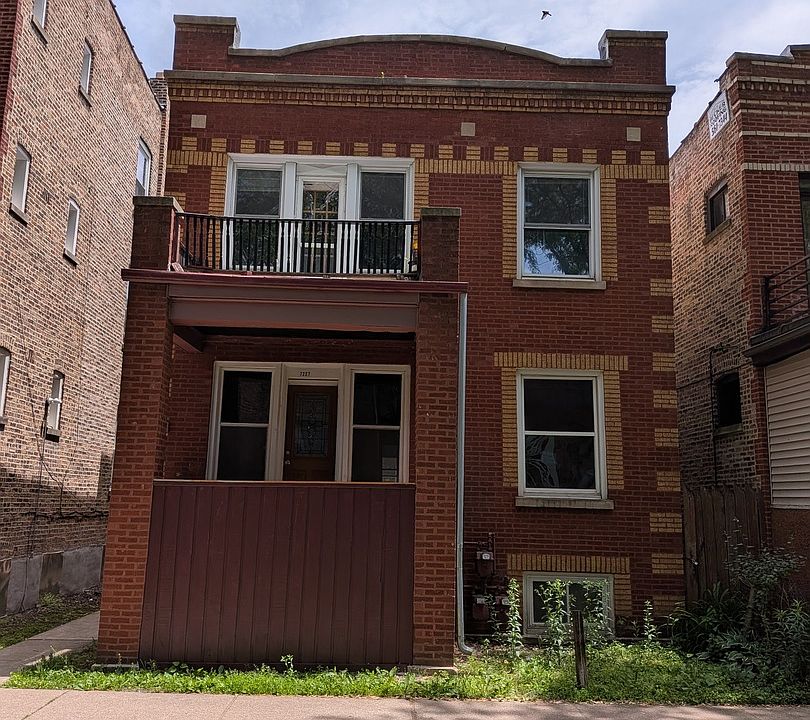 1st image of 7227 N Damen Ave #1