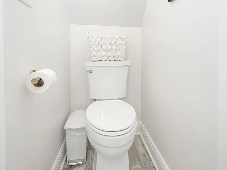 1102 Stanfield Point Rd — Photo 35
