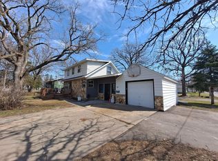 140 2nd Ave N, Waite Park, MN 56387