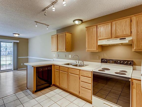 4th image of 3670 Linden Pl