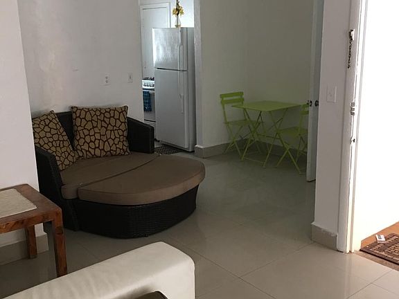 4th image of 985 Bay Dr APT 2