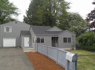 1918 Sheridan Rd, Bremerton, WA 98310