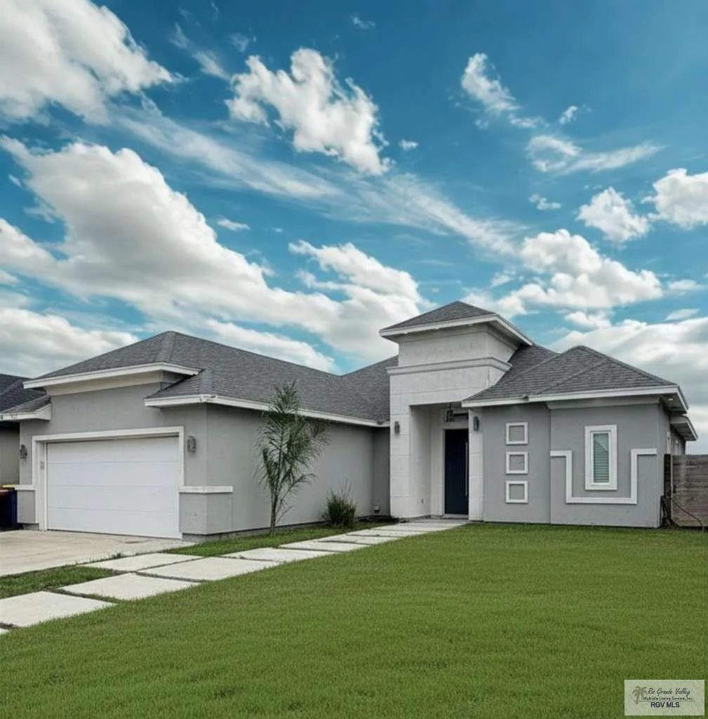4 bed, 2.5 bath, 1860 sqft, $2,400 — Photo 2