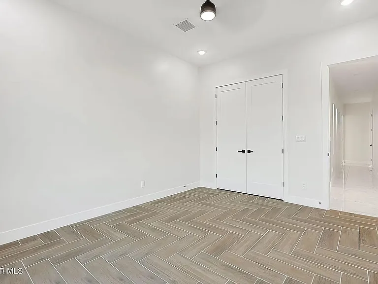 5696 Rio Bonito Cir — Photo 49