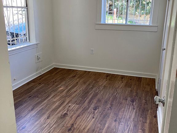 4th image of 300 N Bonnie Brae St APT 205