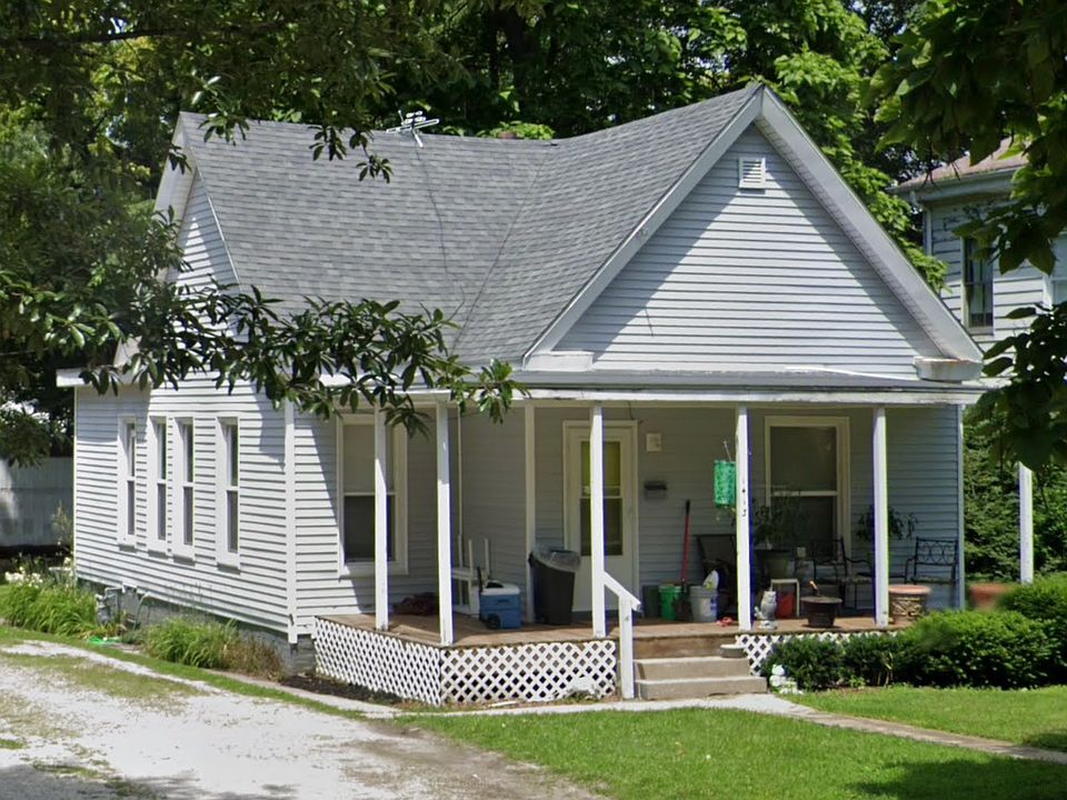 1st image of 1413 N 5th St