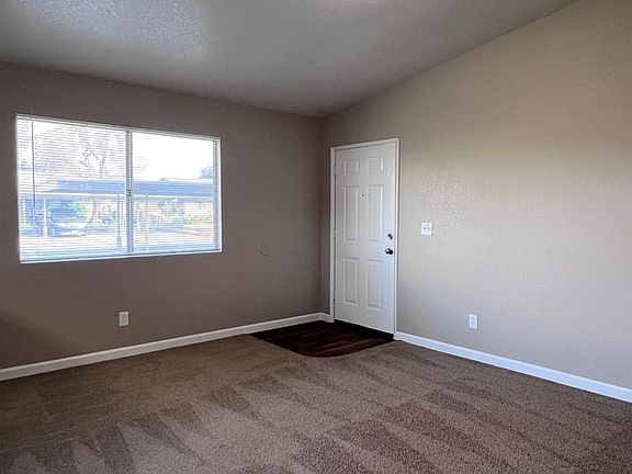 4th image of 1262 N Marks Ave #101