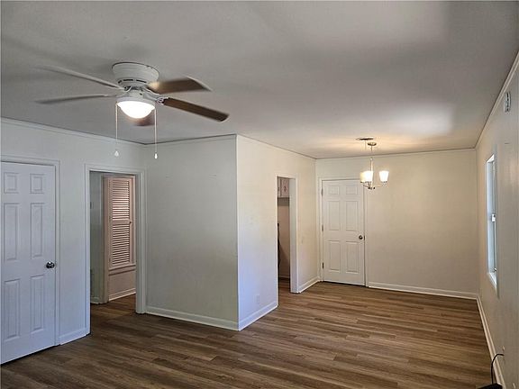 5th image of 5675 Renn St