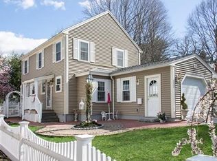 75 Crest Rd, Lynnfield, MA 01940