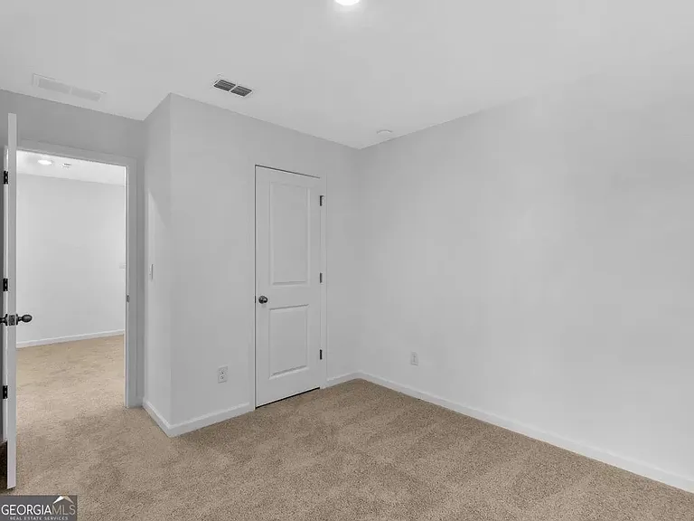 265 Bald Ave — Photo 11