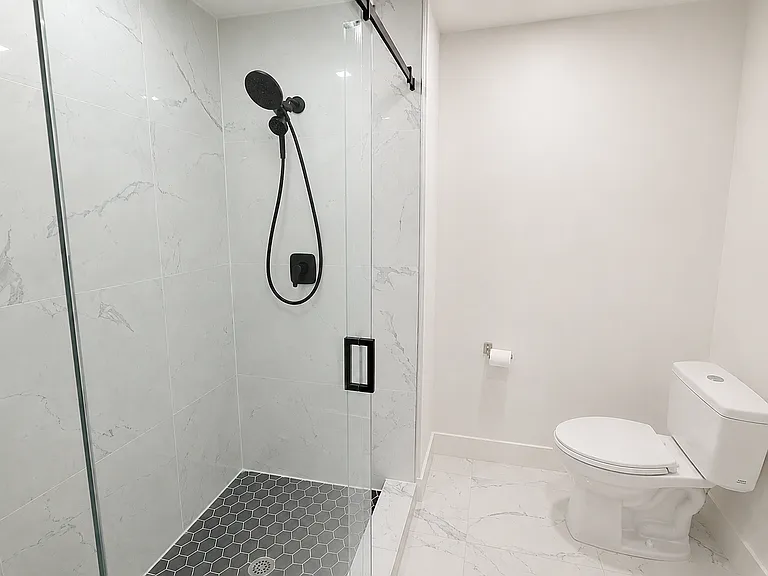 22466 Thousand Pines Ln — Photo 16