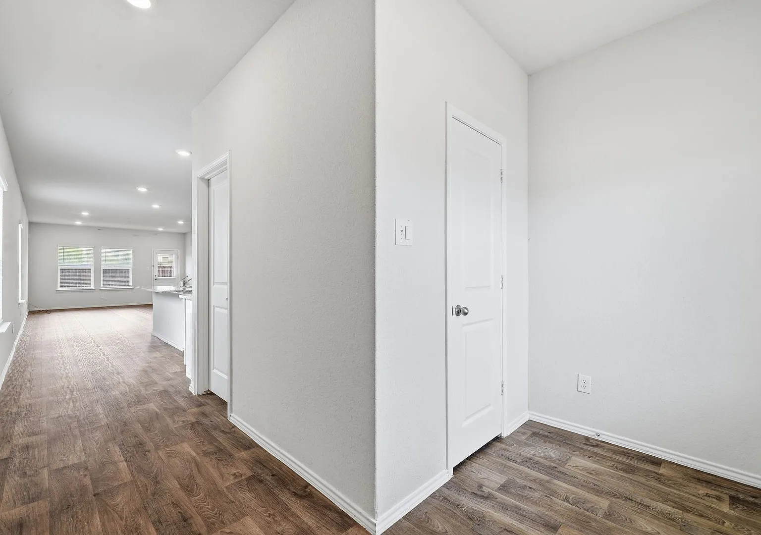 Preserve at Medina Home with Loft, First Floor Primary, and All Appliances Included — Photo 3