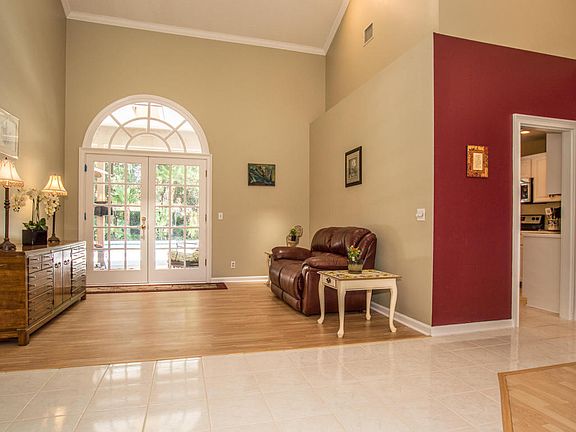 5th image of 11983 Oldfield Pointe Dr