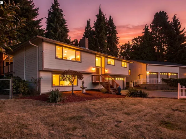3114 NW 121st St, Vancouver, WA 98685