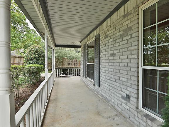 Home is brick and vinyl siding with double paned windows.