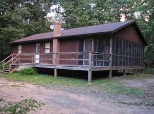 1060 Greenwoods Dr, Berkeley Springs, WV 25411