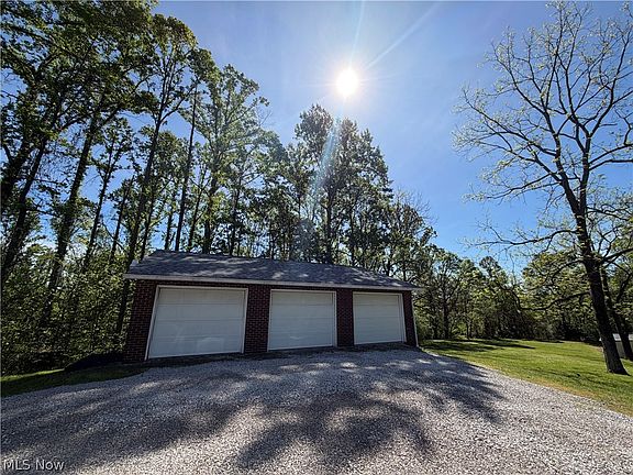 3rd image of 183 Varner Rd
