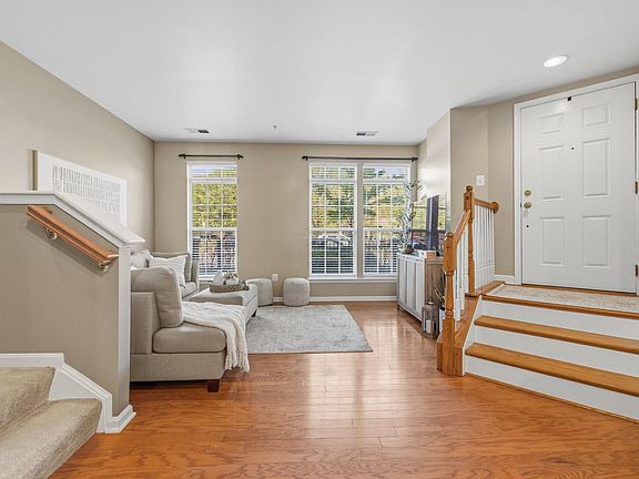 2nd image of 8013 Crescent Park Dr
