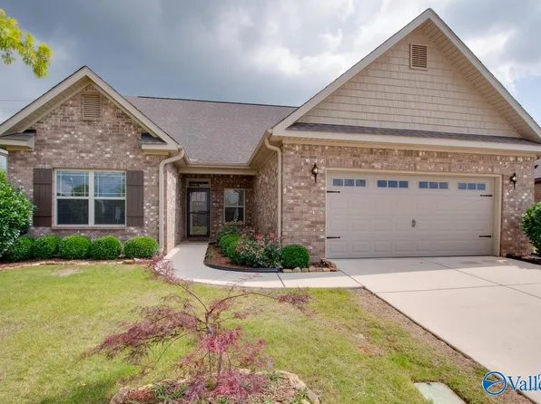 2405 Hobbstone Cir, Huntsville, AL 35803