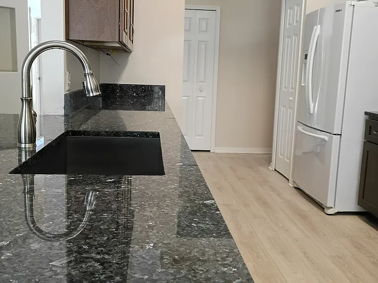 5 Villa Lago Ln — Photo 6