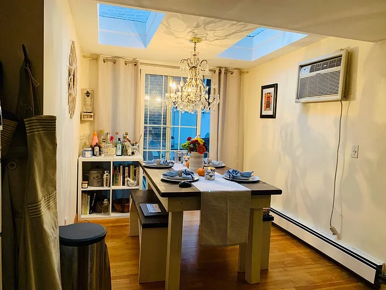 8 Prince St #2AB — Photo 1
