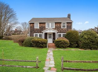 18 The Cir, East Hampton, NY 11937
