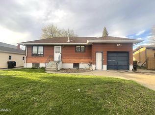 516 W Indiana Ave, Bismarck, ND 58504