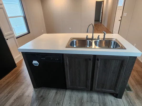 Meadowlark MHC LLC - Rent to Own