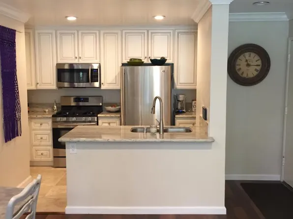 3621 S Bear St Unit F, Santa Ana, CA 92704