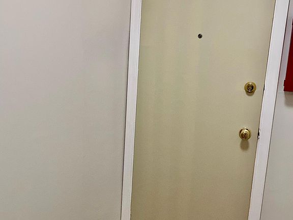 3rd image of 1150 S 9th St Floor 2