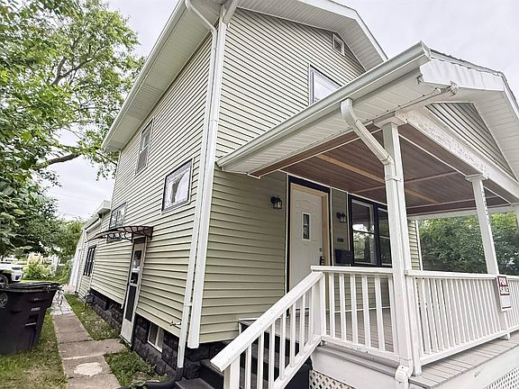 5th image of 2820 Radcliffe Dr