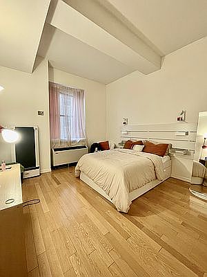 5th image of 99 John St APT 614