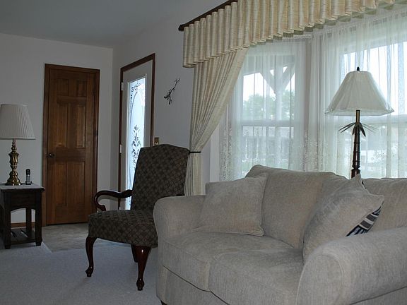 4th image of 4686 Patricia Ct SW