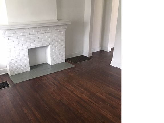 2nd image of 1125 Lexington Ave
