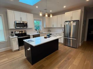 51 Fairbanks St #3U, Brighton, MA 02135