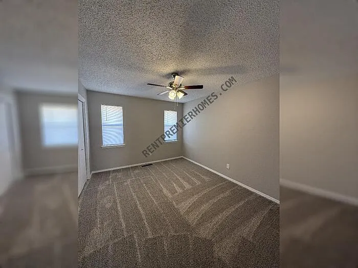 1720 SE 7th St — Photo 16