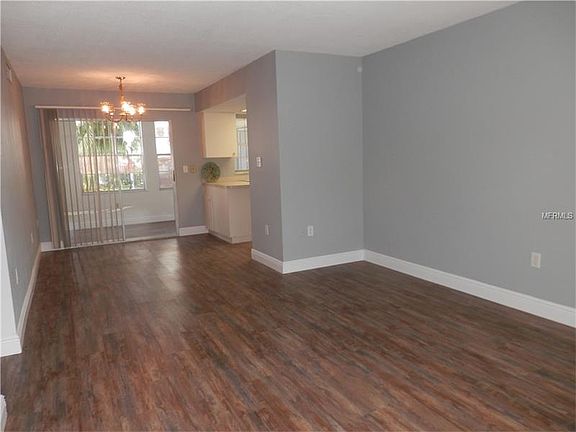 3rd image of 4158 Tamiami Trl #C