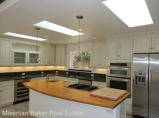 317 N Washington St, Cloverdale, CA 95425