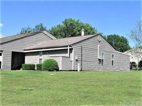 3rd image of 135 Hillview Dr #8