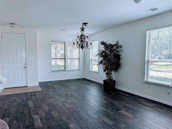 5th image of 1615 Bel Riposo Ln