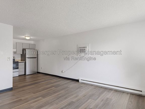 4th image of 2439 N Standard St