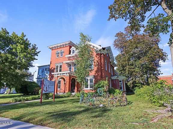 2nd image of 42 Wendell Ave