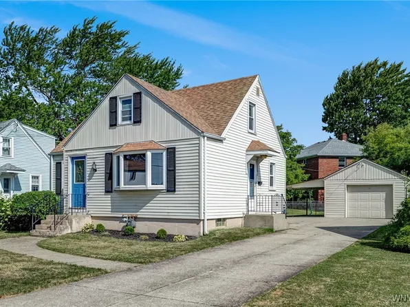 44 Wellworth Pl, Cheektowaga, NY 14225