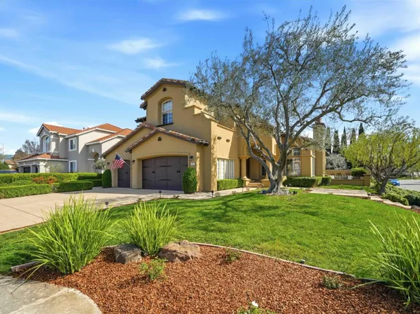 832 English Walnut Way, Morgan Hill, CA 95037