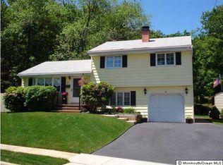5 Spyros Dr, South Amboy, NJ 08879
