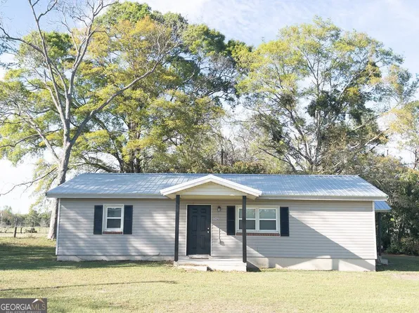 562 Old Dairy Rd, Ailey, GA 30410