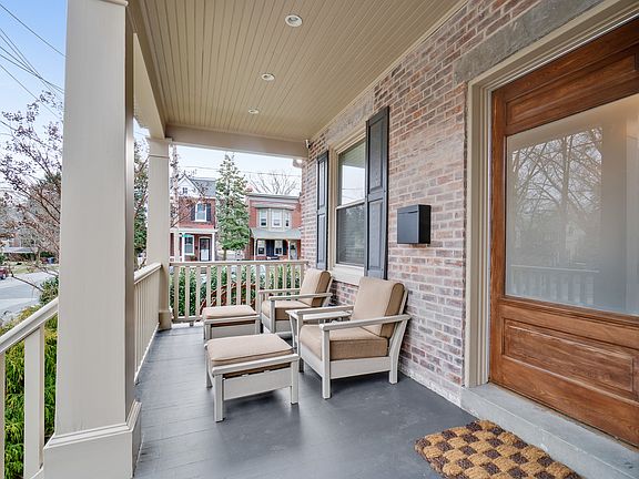 2nd image of 1801 Woodlawn Ave