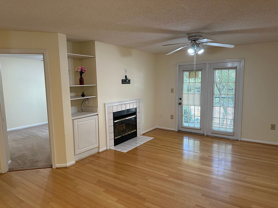 Wood burning fireplace in livingroom and bedroom