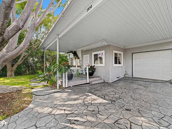 4th image of 2530 44th St