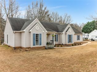 144 Jefferson Rd, West Union, SC 29696